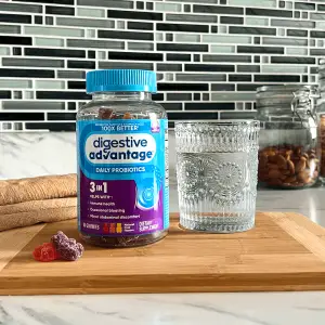 DIGESTIVE ADVANTAGE® Daily Probiotic – Assorted Fruit Blend Gummies